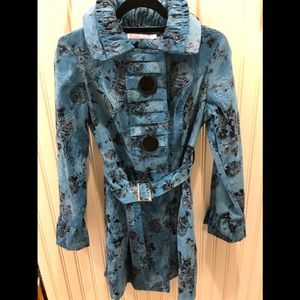 Like new. Gorgeous Floral Top Coat ❄️